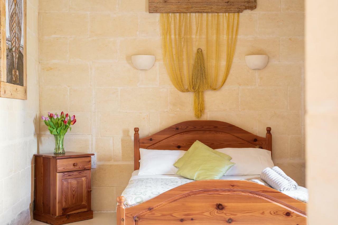 Mood Farmhouse B&B Għarb 外观 照片